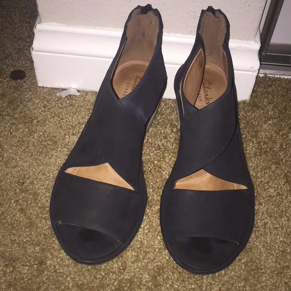 LIKE NEW Womens Clarene Glamor Wedge Sandal